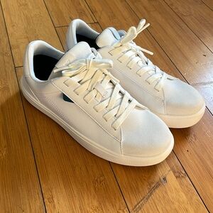 Vessi white size 6 water proof